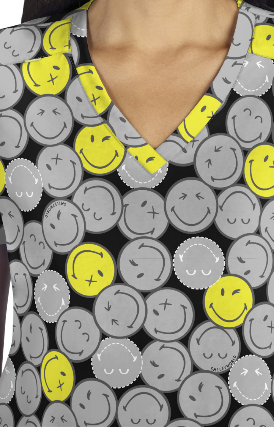 FALL25 Filipina Mujer Koi X Smiley World Mod. Adoring Smiling All Around