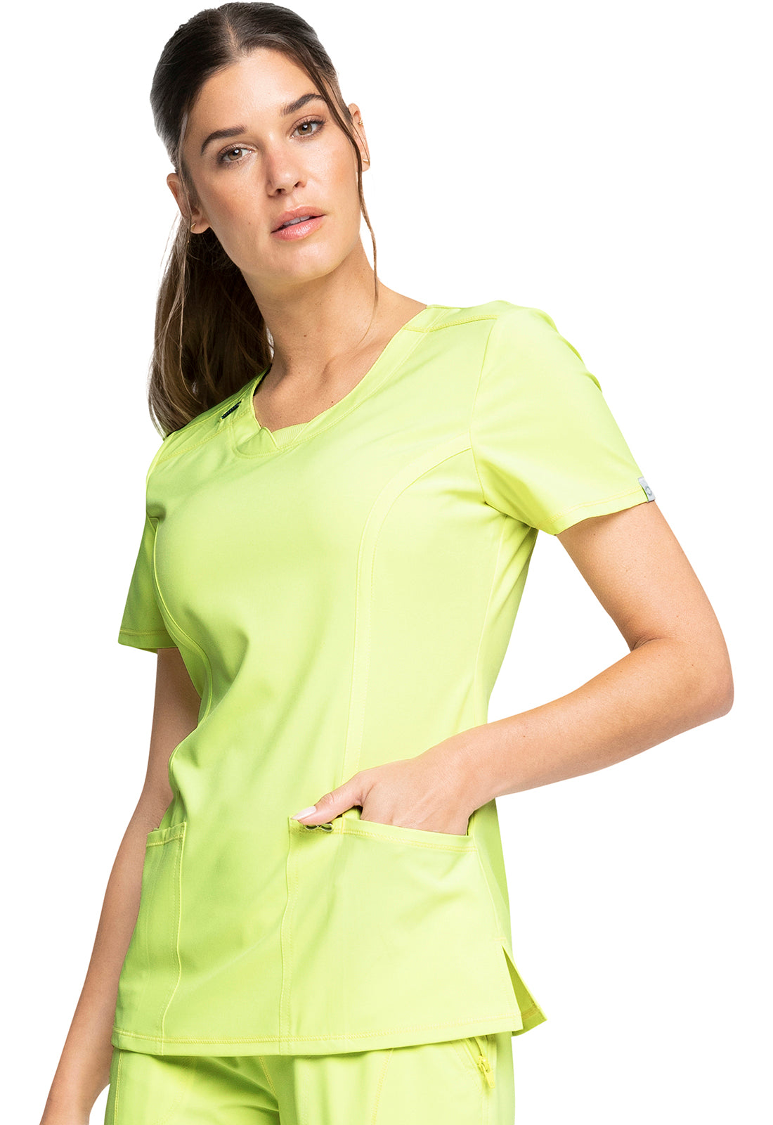 OUT Conj. Cherokee Infinity Mujer Mod. 2624A/CK110A Lime Creme ...... Pantalón es Jogger