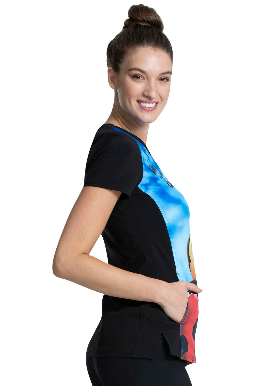 PFA Filipina Mujer Cherokee Tooniforms Mod.TF749BFIF BichosA bugs