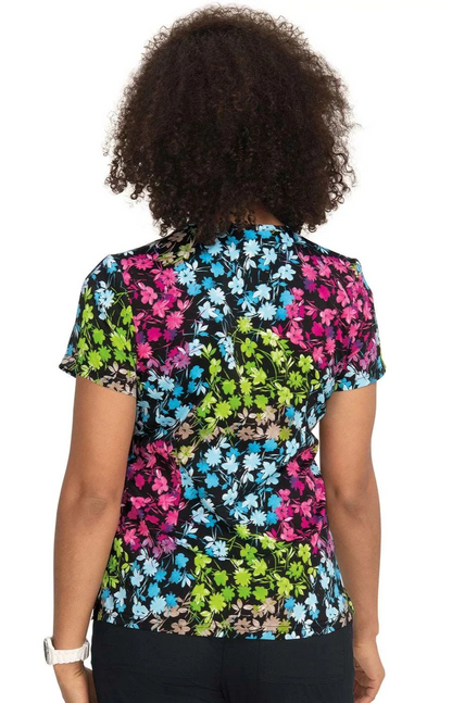 Filipina Mujer Koi Estamp. Mod. Leslie Vivid Petals