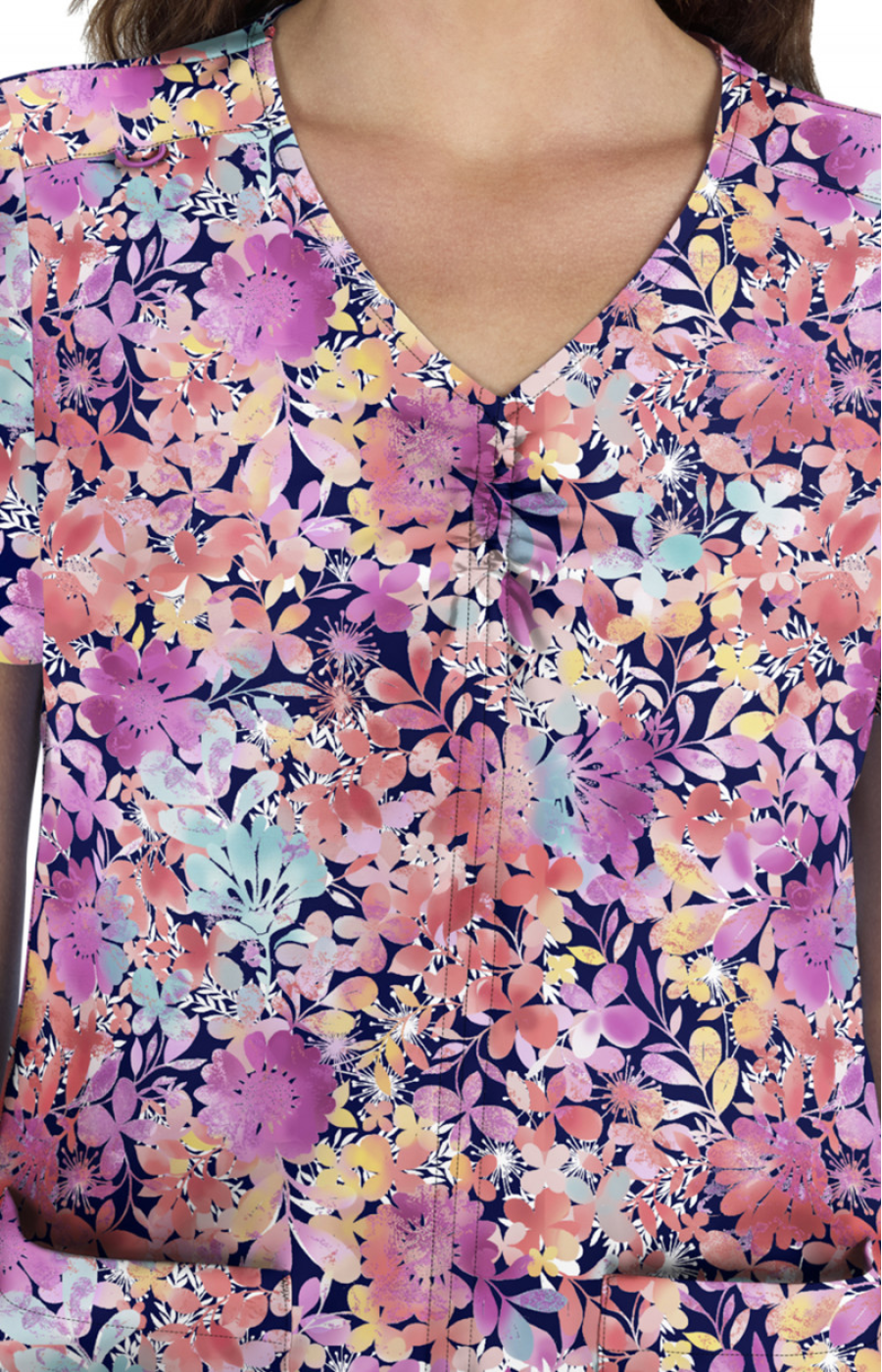 SUMMER25 Filipina Mujer Planet Koi Mod. Enik Blushing Bloom