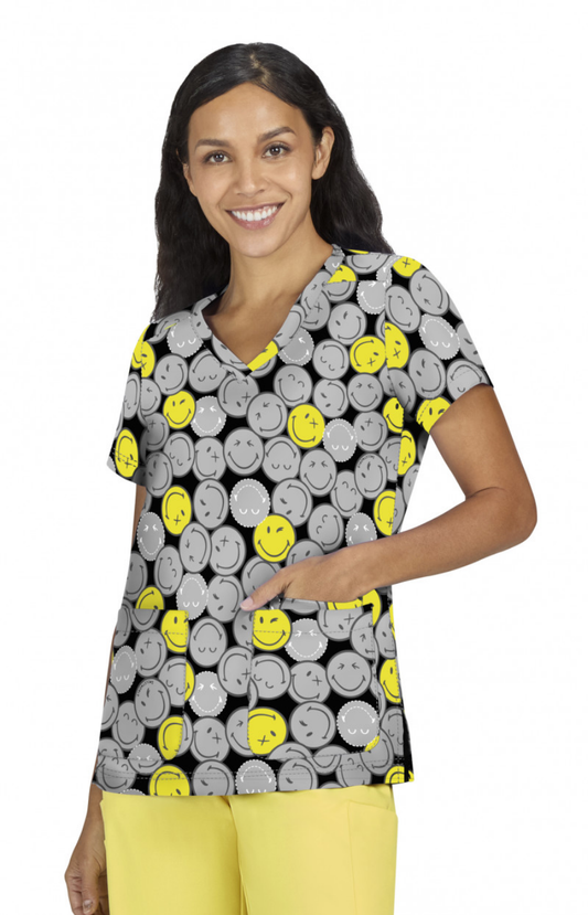FALL25 Filipina Mujer Koi X Smiley World Mod. Adoring Smiling All Around