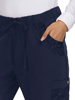 OFE Conj. Liso Mujer Koi Betsey Johnson........... Mod. Cherry/Musk..........Navy ......... Pantalón Es Jogger