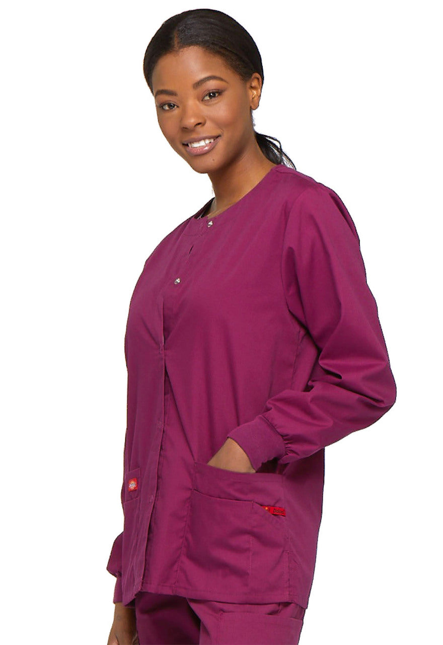 Cubrepolvos Dickies EDS Signature Mujer Mod. 86306 Wine